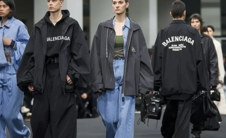 Balenciaga Official